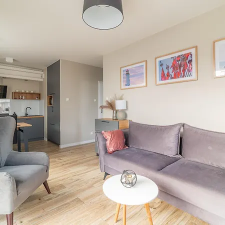 Port Baltic Apartment *